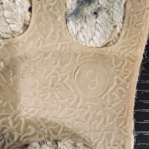 Tory Burch, red and navy blue espadrilles - Picture 4 of 5